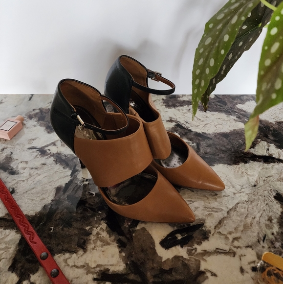 Coach New York Leather High Heels Sz 5.5 - Picture 8 of 8